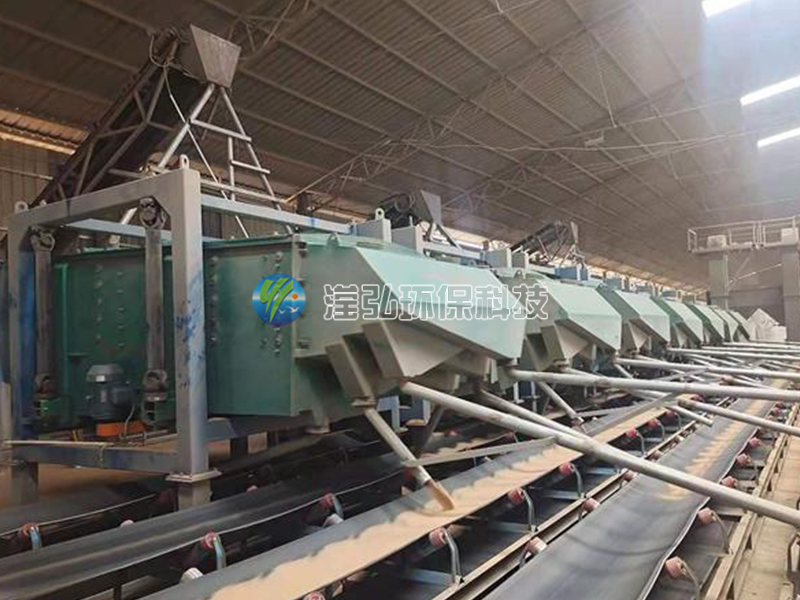 山西某項(xiàng)目（烘干礦粉）篩分現(xiàn)場(chǎng)